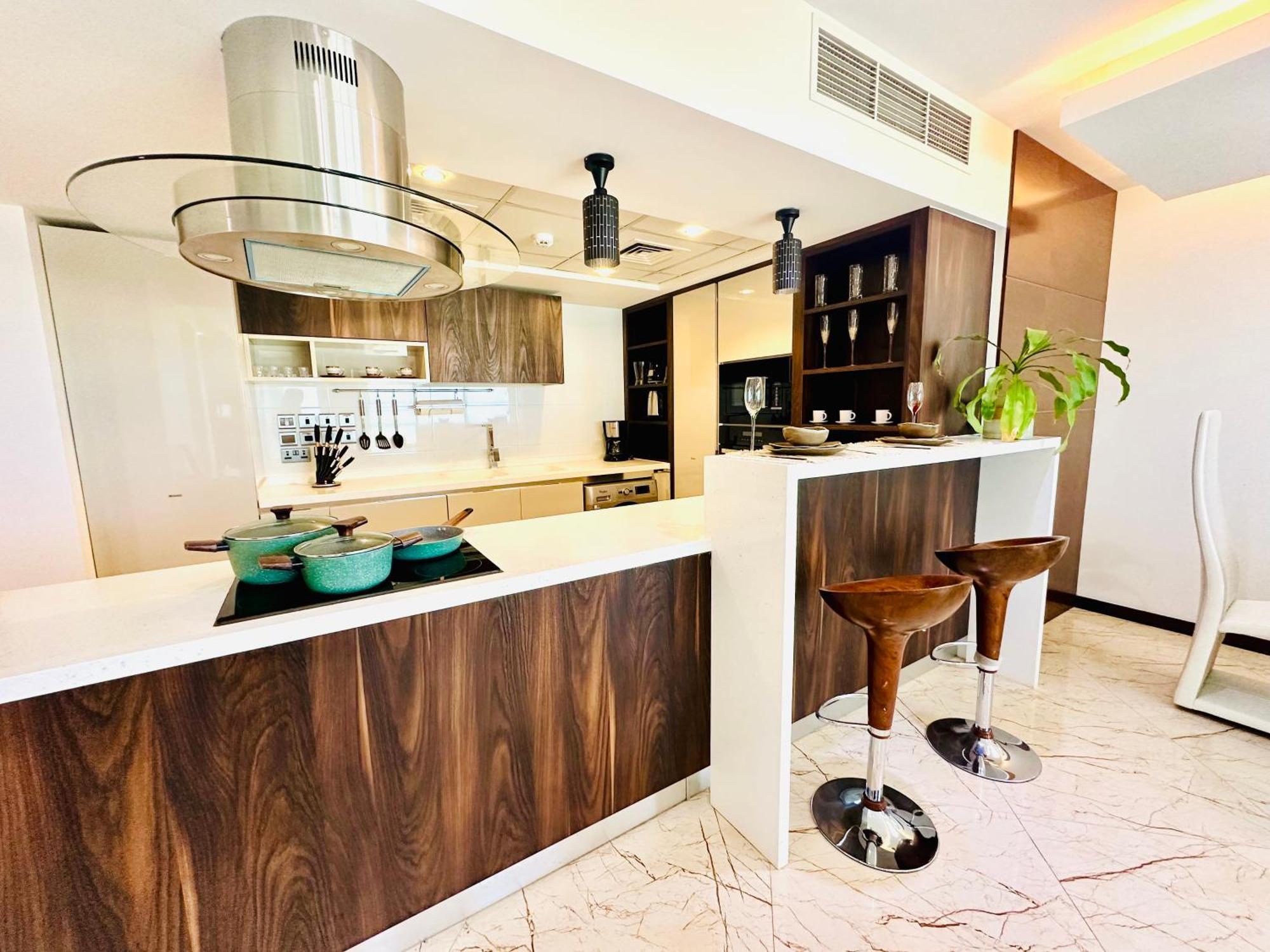 Saxophone Suites Muharraq Kültér fotó