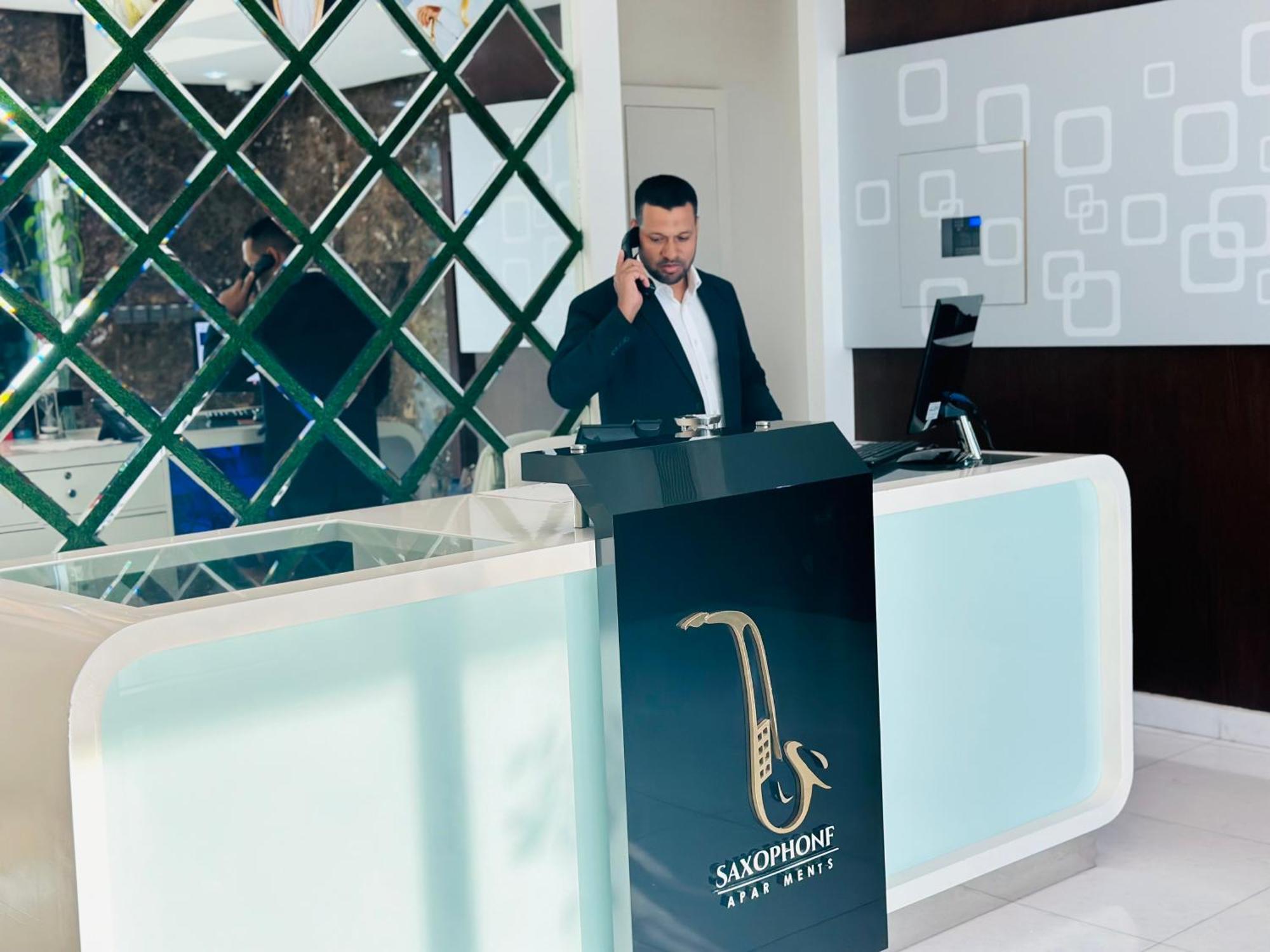 Saxophone Suites Muharraq Kültér fotó