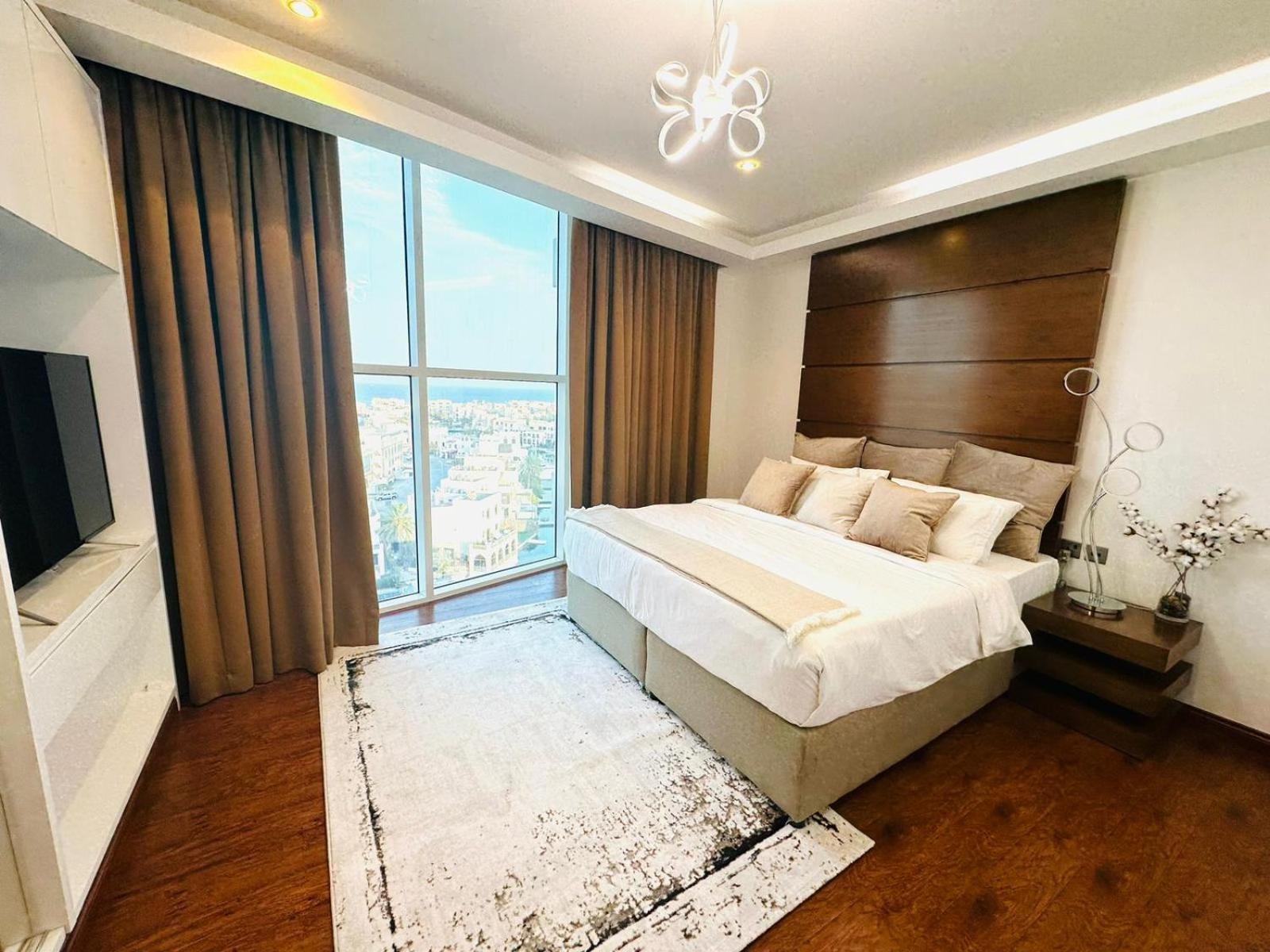 Saxophone Suites Muharraq Kültér fotó