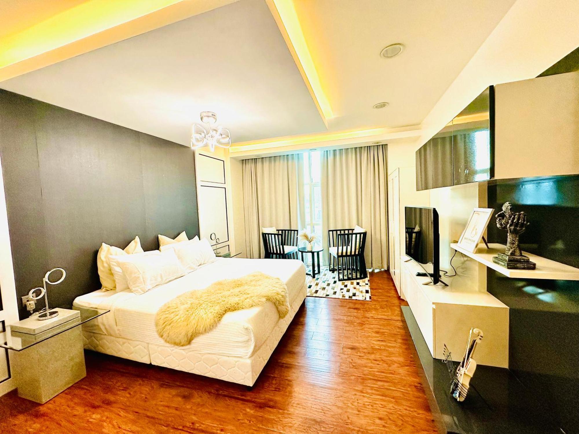 Saxophone Suites Muharraq Kültér fotó